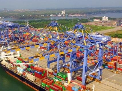 Морская доставка аюрведической косметики из Кералы в Москву